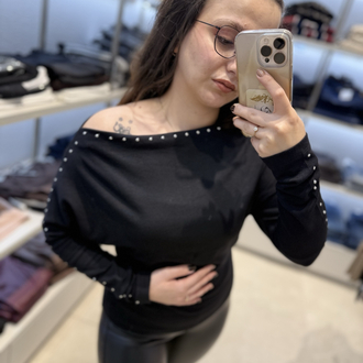ZR MODEL TAŞLI BLUZ