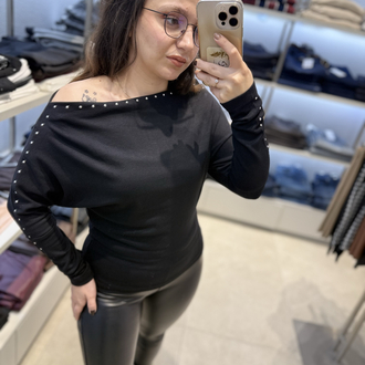 ZR MODEL TAŞLI BLUZ