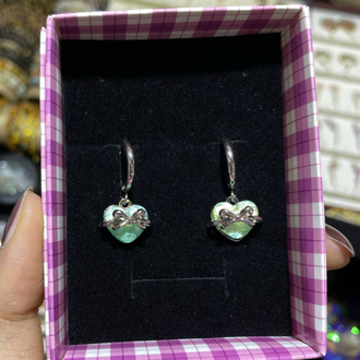 Sweetheart Ribbon Drops