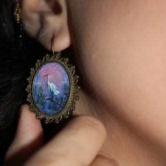 Hand-painted pair of mismatched earrings - Crane and snowy mountain