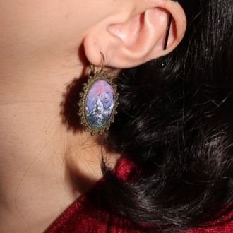 Hand-painted pair of mismatched earrings - Crane and snowy mountain