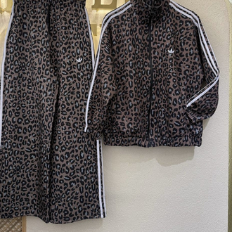 Adidas takım
