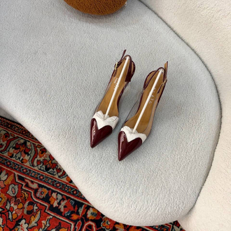  ALAÏA LE CŒUR SLINGBACKS IN PATENT LAMBSKIN