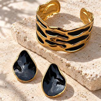 Noir Wave Bangle