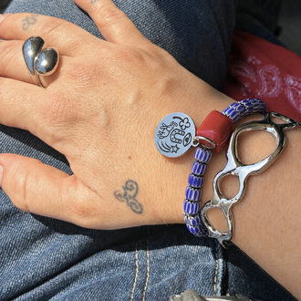 Deep blue luck bracelet 