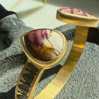 Nefertari Crown Cuff