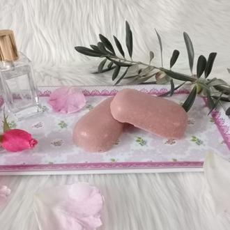 Gül suyu, Pembe kil ve gül yağlı doğal sabun