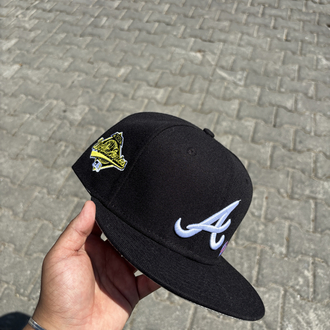 Atlanta Bravers Team Heart Fitted Cap