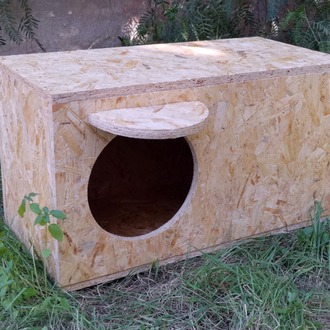 Kedi Yuvası. Soğuk ve yağmura dayanıklı 15 mm OSB'den sağlam kedi yuvası