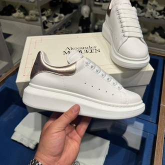 Alexander McQueen 