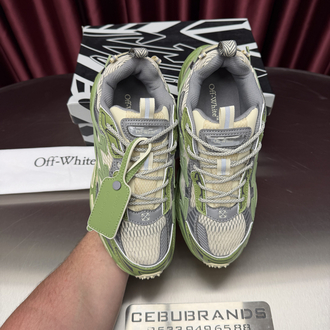Off White