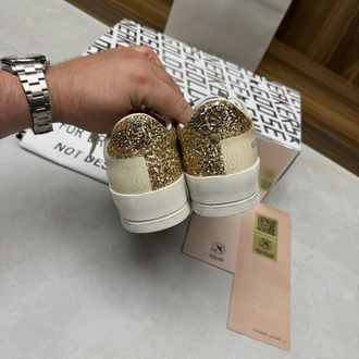 Golden Goose 