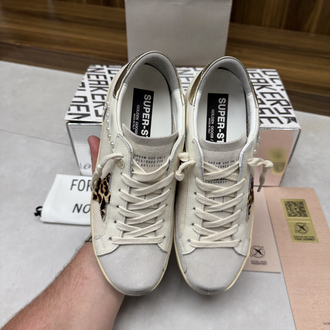 Golden Goose 