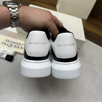 Alexander McQueen 