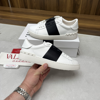 Valentino Garavani Unisex 
