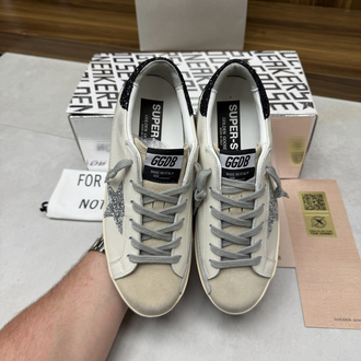 Golden Goose