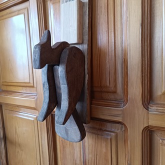 Ahşap kapı tokmağı