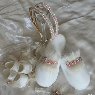 Pembe çiçekli anne bebek takımı ve abla tacı 5 li set