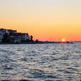 "Kınalıada'da gün batımı" isimli dijital fotoğraf