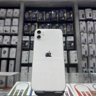 (4) İPhone 11 64GB Beyaz Pil%72