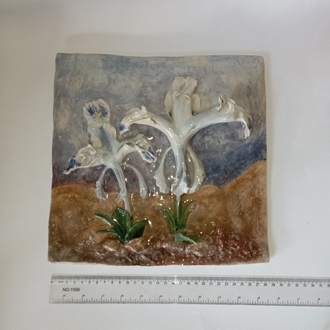 Seramik El Yapımı Kabartma Karo İris Çiçeği Sanat Eseri Art Nouveau Üslup