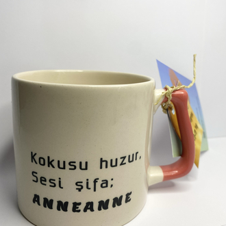 Anneannesiyle büyüyen birinin bardağı. 