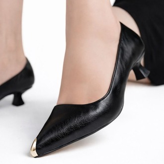 Siyah Kadın Kısa Topuklu Stiletto Ayakkabı 9192