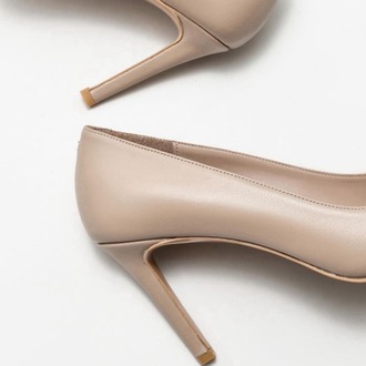 Kadın Bej Topuklu Stiletto Ayakkabı