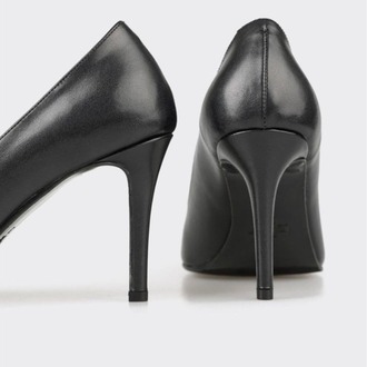 Kadın Siyah Topuklu Stiletto Ayakkabı