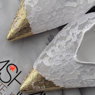 Black Icon Beyaz Dantel Bilekten Bağlı Stiletto 