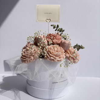 Elegant Bloom Candle Bouquet