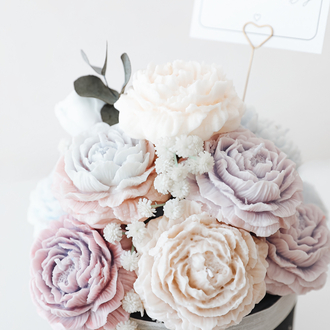 Lilac Bloom Candle Bouquet