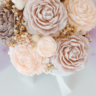 Beige Bloom Candle Bouquet