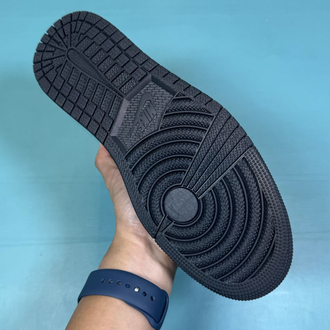 Jordan Low Black Spider