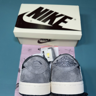 Jordan Low Travis Gri