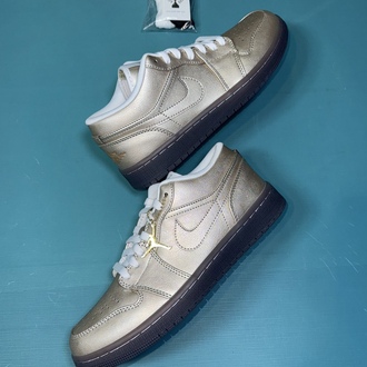 Jordan Low Champagne