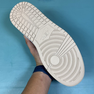 Jordan Low Sail Reverse
