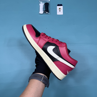 Jordan Low Krem Siyah