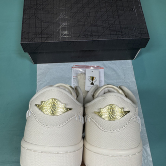 Jordan Low Cream Gold
