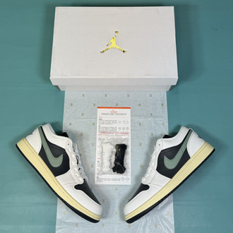 Jordan Low Hook 5