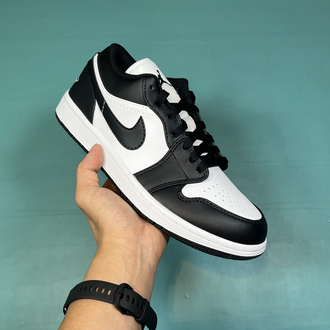 Jordan Low Black White