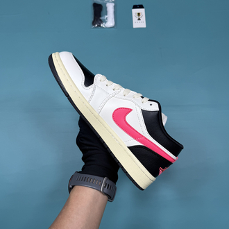 Jordan Low Fildişi