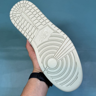 Jordan Low Avocado