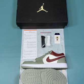 Jordan Low Kırmızı Yeşil