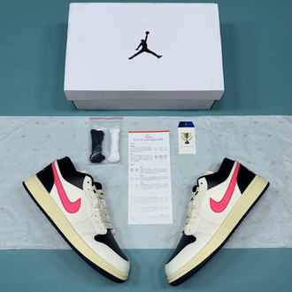 Jordan Low Fildişi