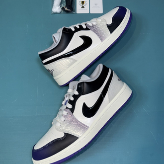 Jordan Low Snake