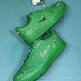 Jordan Low Green Gold