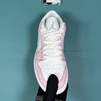 Jordan Low Pastel