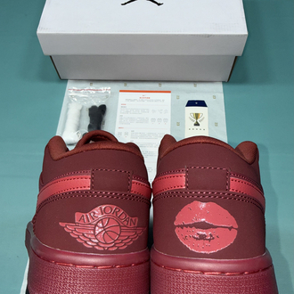 Jordan Low Valentine