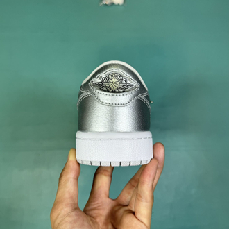 Jordan Low Silver Ash